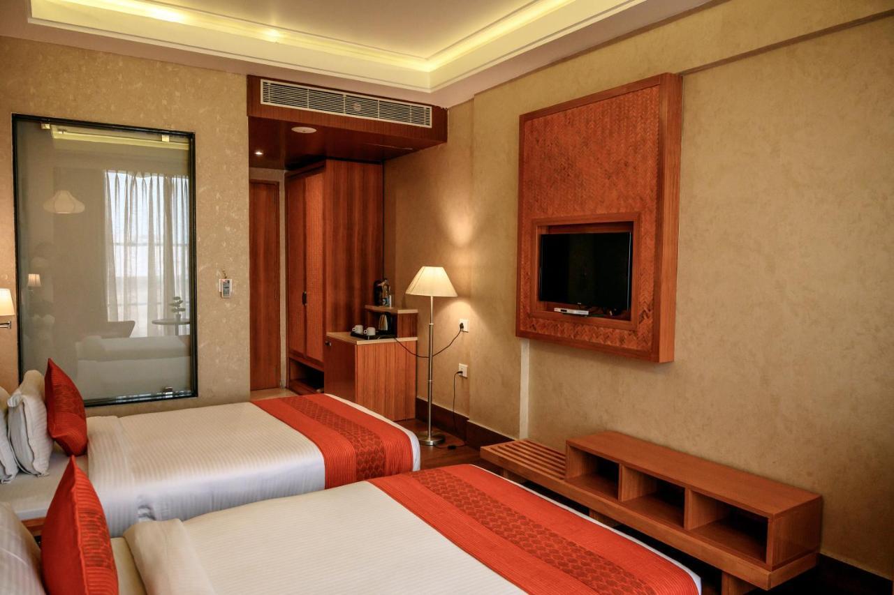 Dng The Grand Hotel Kanpur Eksteriør billede